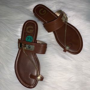🆕🆕guess Sandals